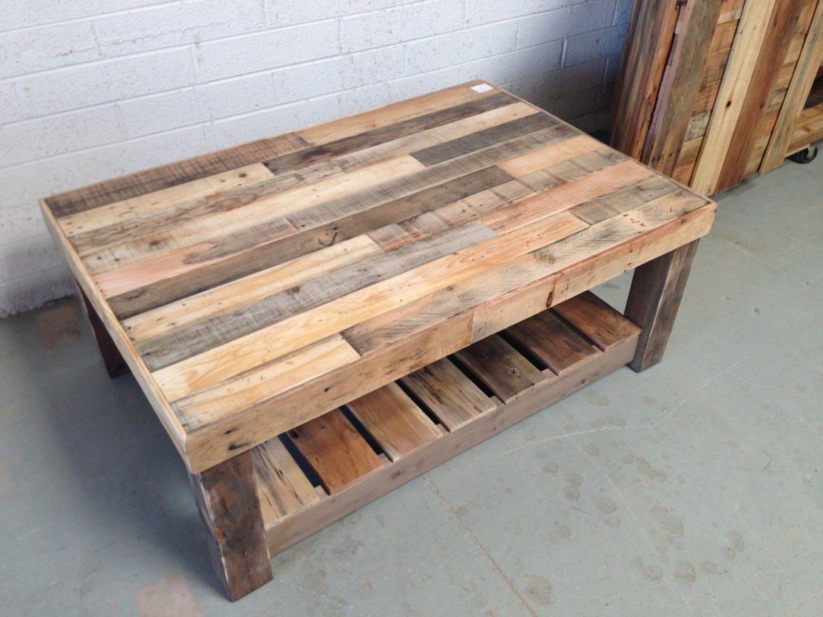 Recycelter Holz Couchtisch DIY