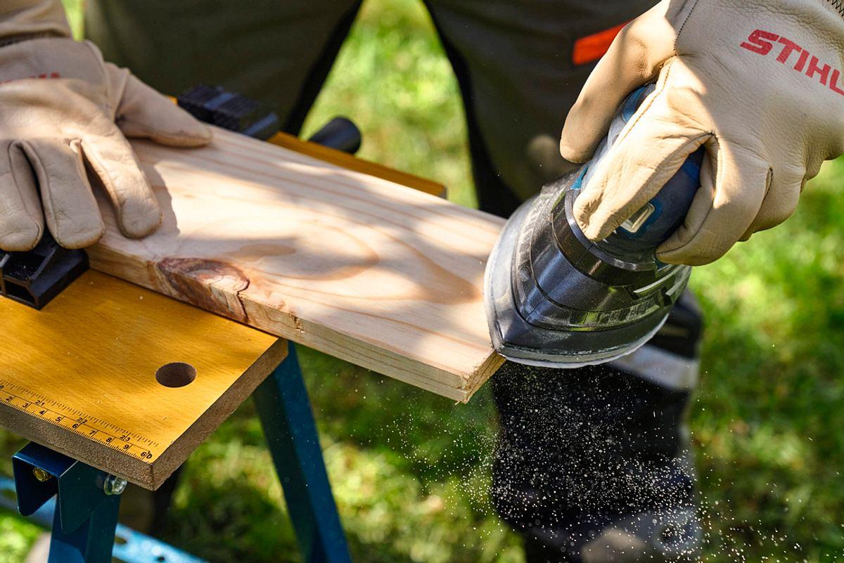 Holzteile zuschneiden für Regal