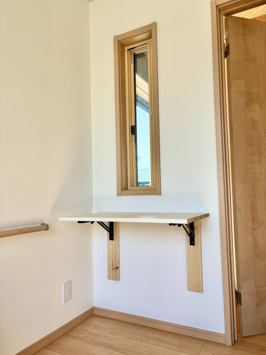 Klappbares Wandregal DIY