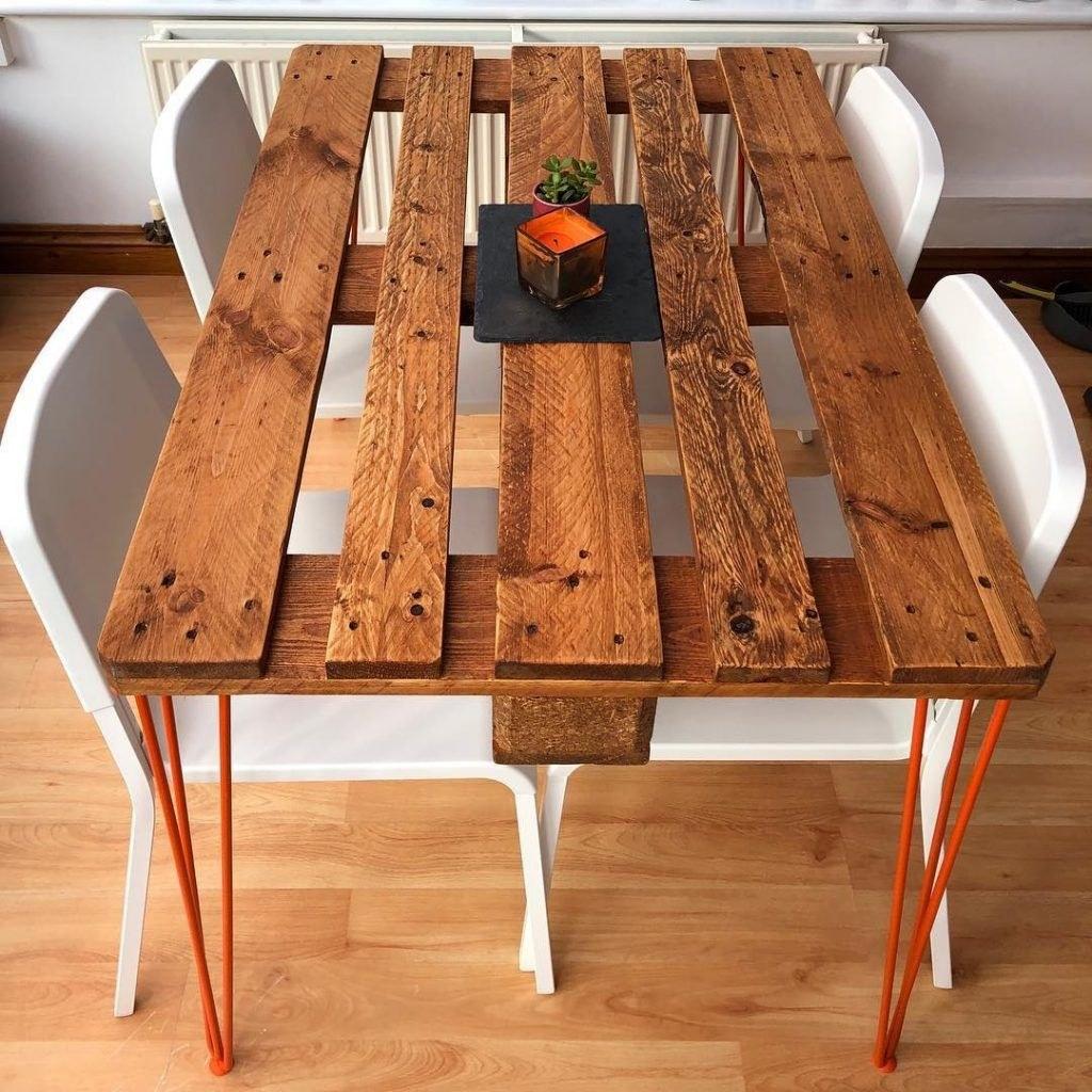 Upcycling Möbel aus Holzbrettern