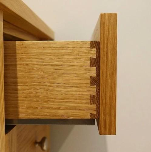 Schwalbenschwanzverbindung aus Holz